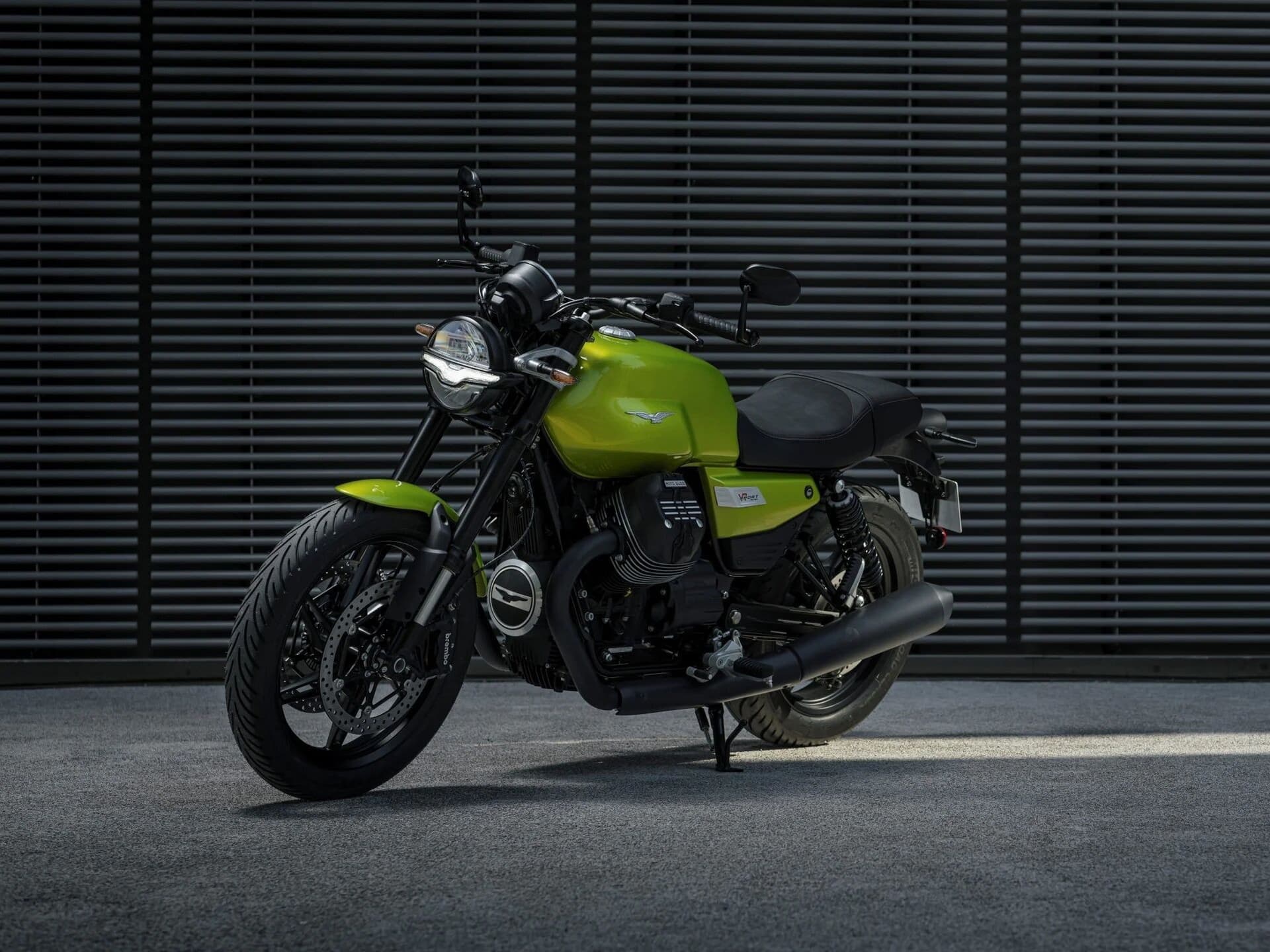 MOTO GUZZI V7