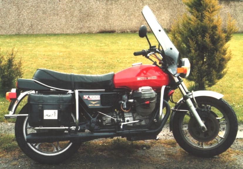 Moto guzzi MOTO GUZZI V1000 - 1
