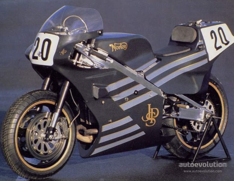 Norton RC588 - 1
