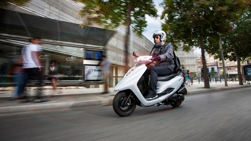 Yamaha Vity - 1