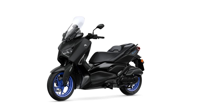 Yamaha X-MAX - 1