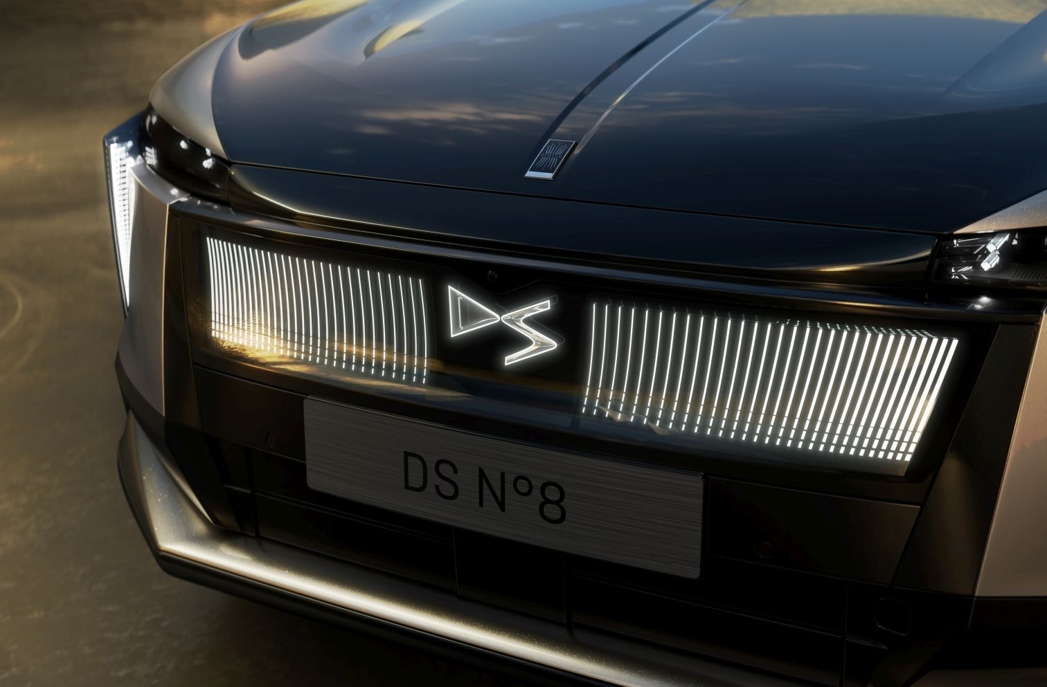 DS AUTOMOBILES DS N8