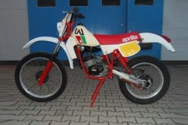 Aprilia APRILIA RC - 1