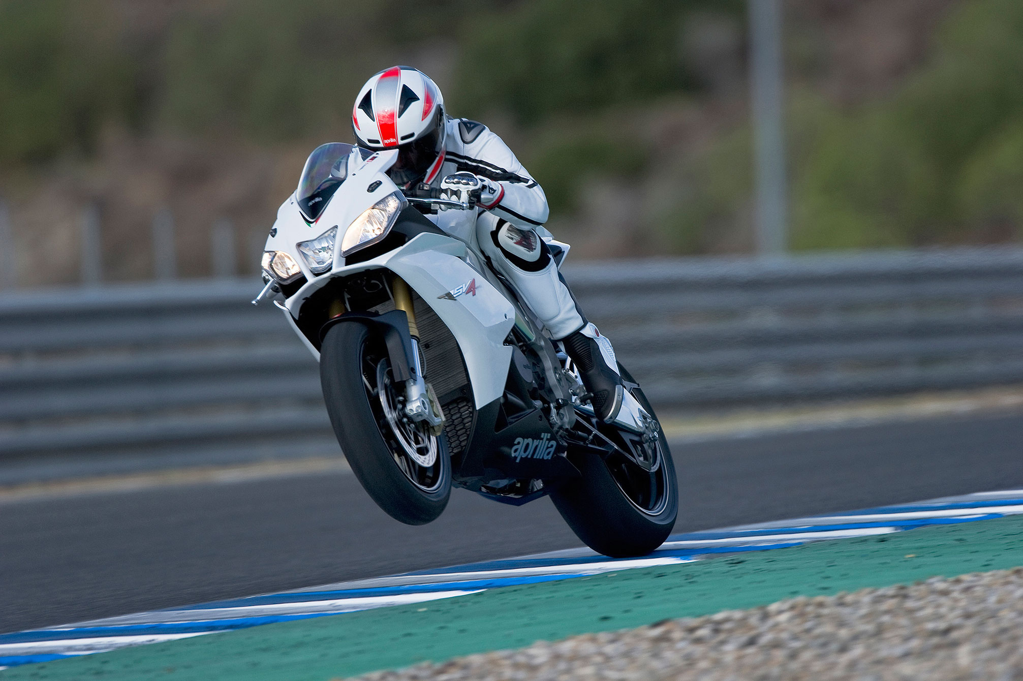 Aprilia APRILIA RSV - 1