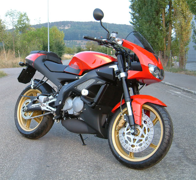 Aprilia APRILIA Tuono - 1