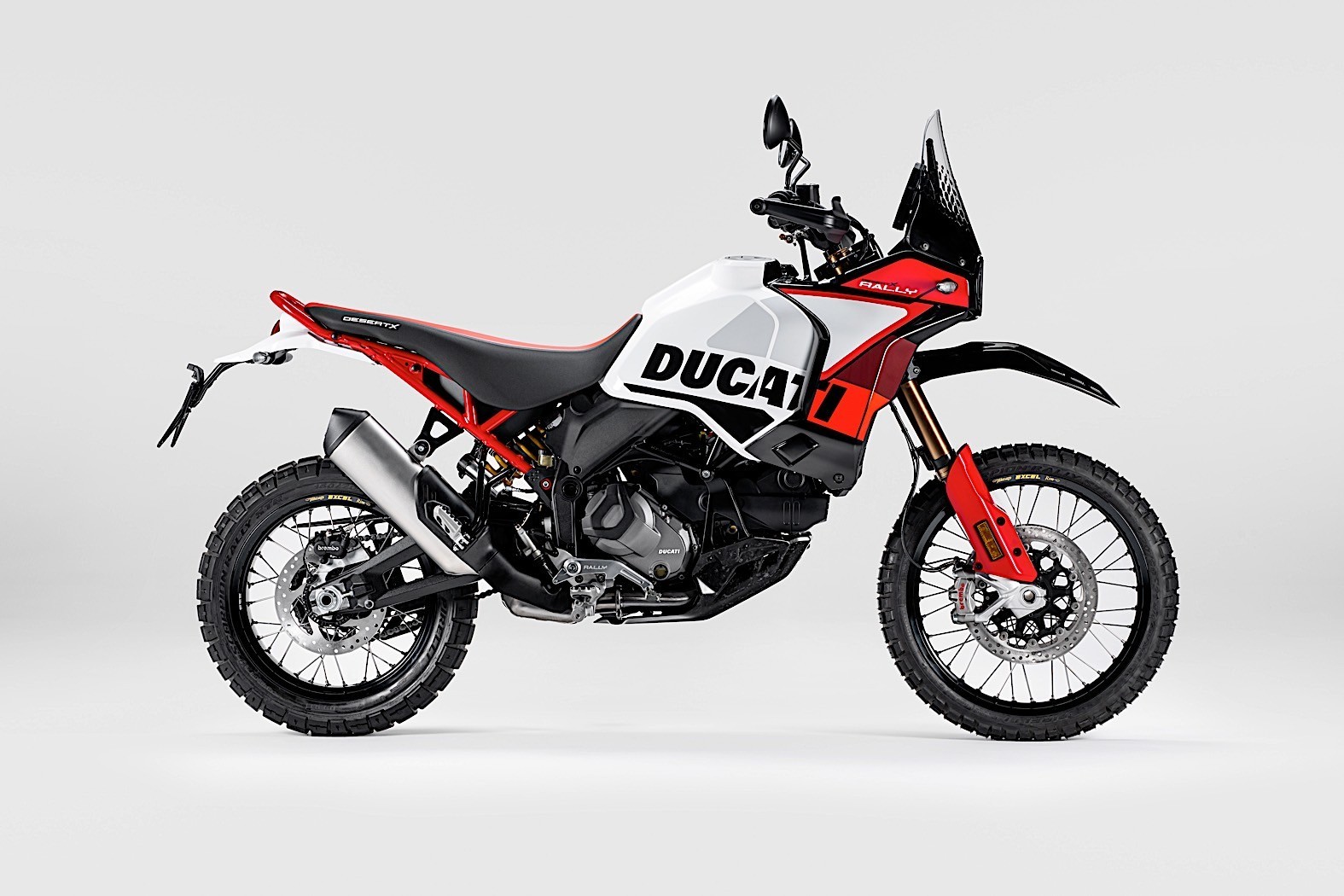 DUCATI DesertX
