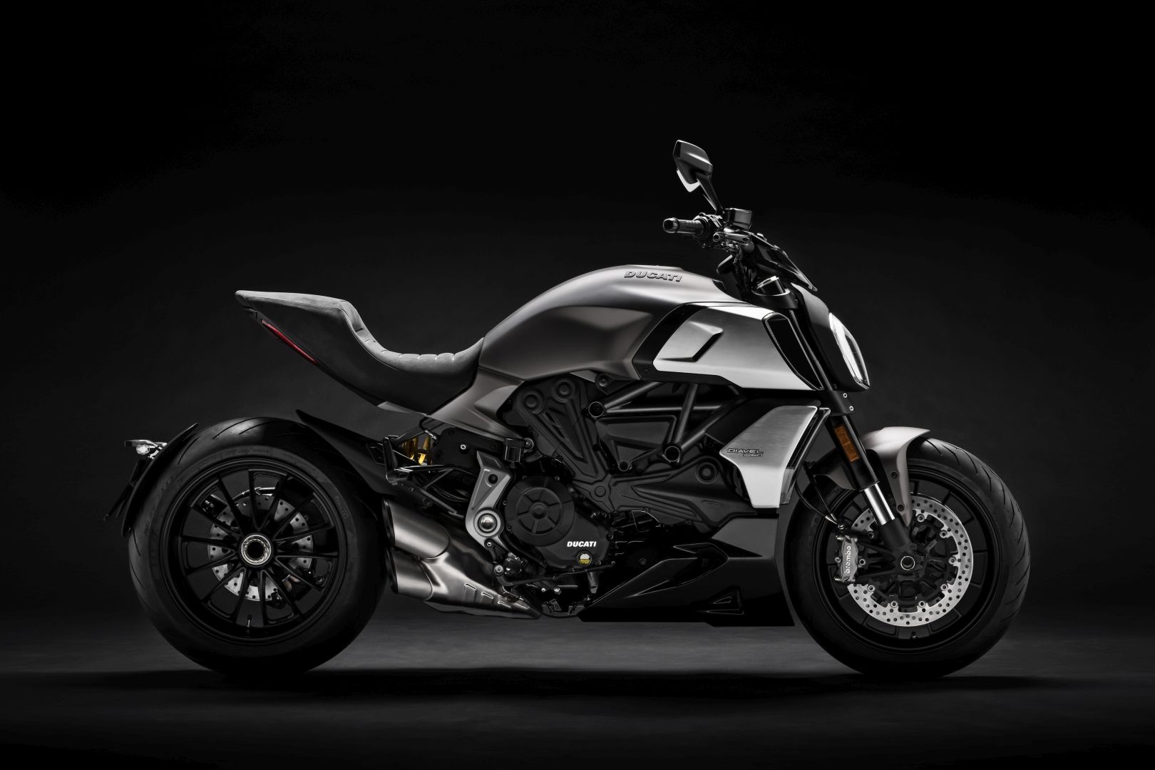 DUCATI Diavel