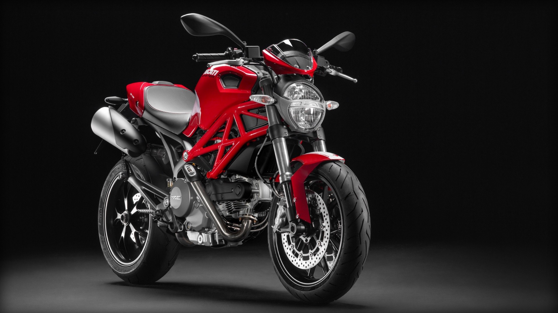 DUCATI Monster