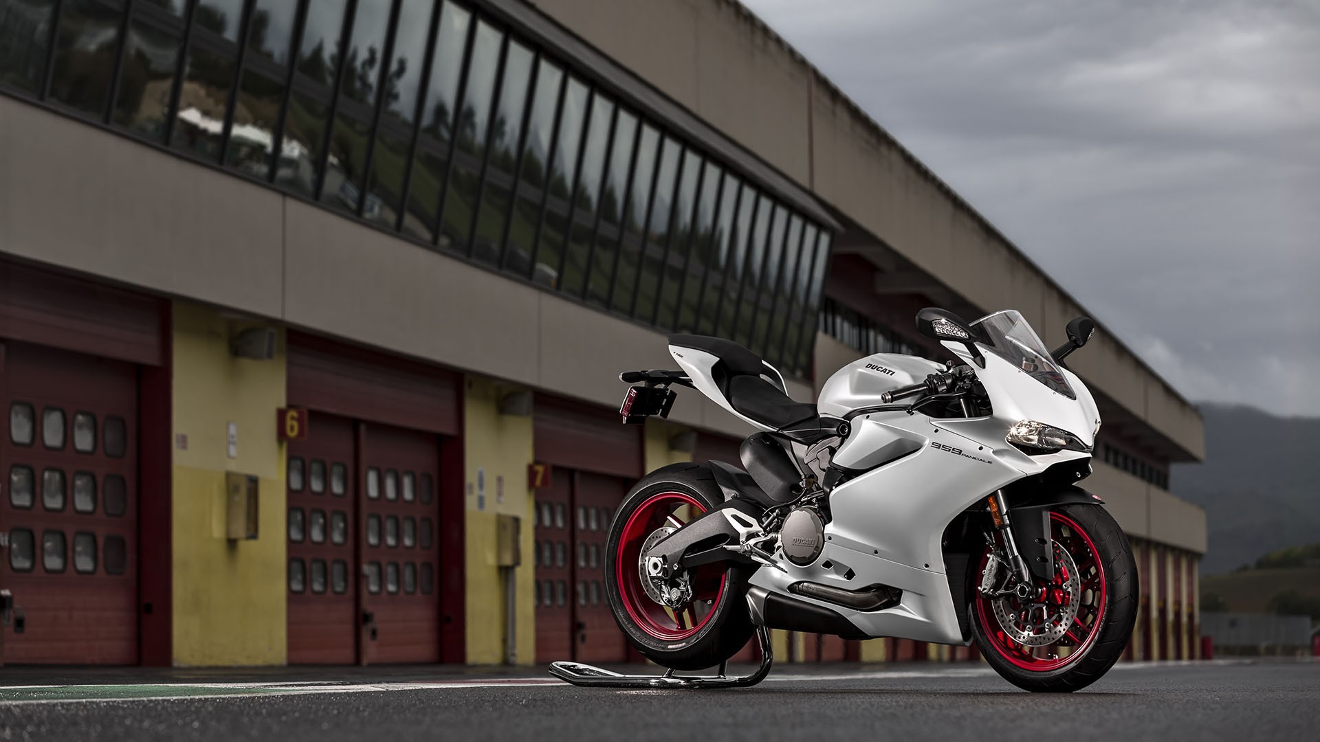 DUCATI Panigale
