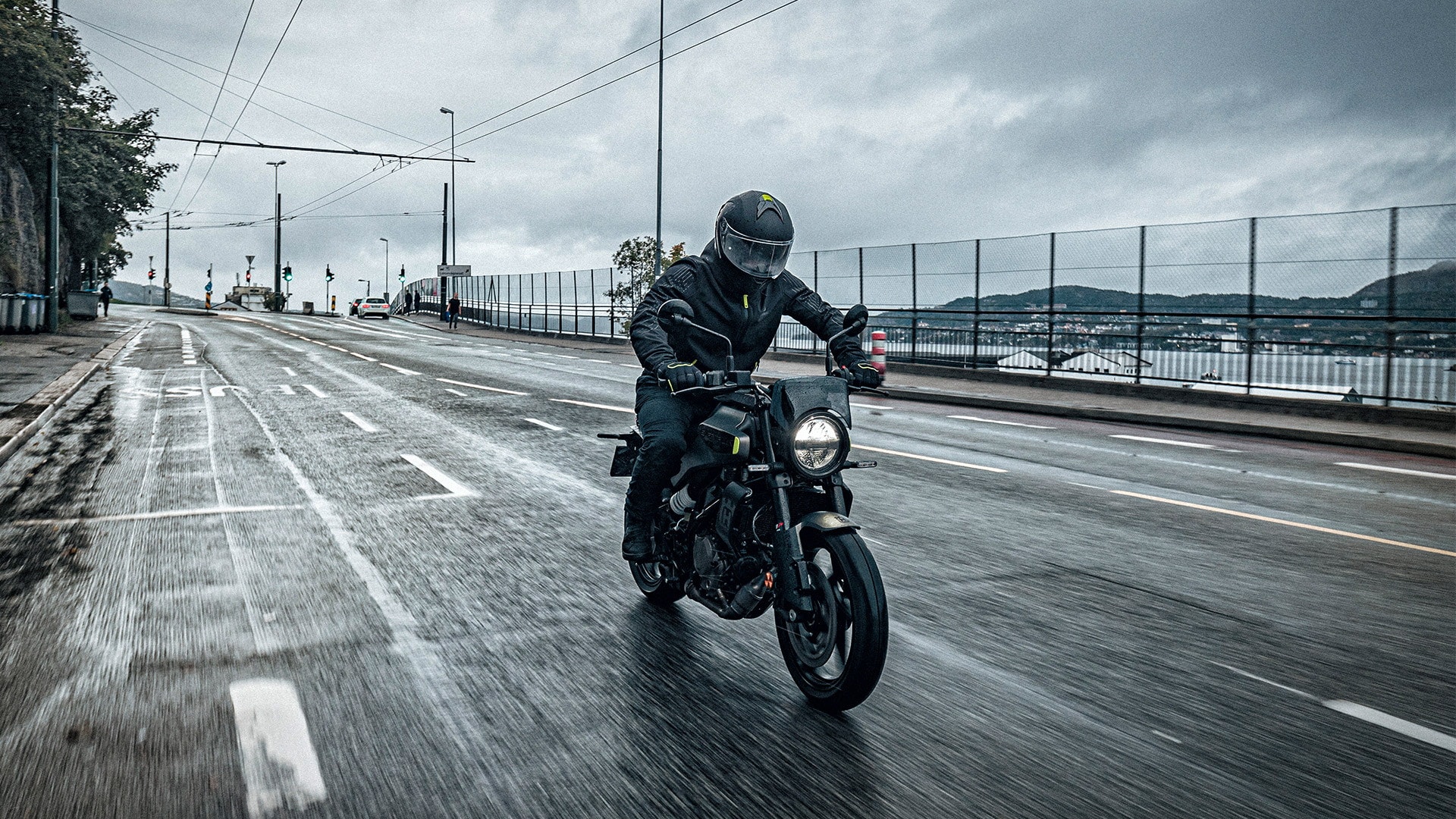 HUSQVARNA Svartpilen