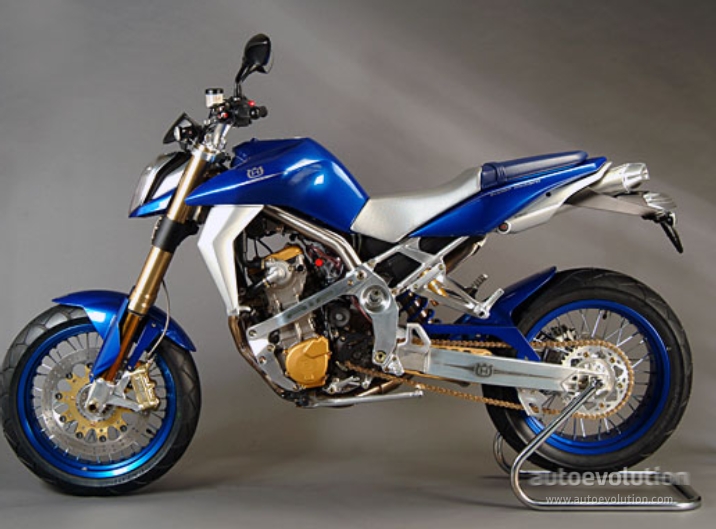 Husqvarna STR 650 CRC Supermotard - 1
