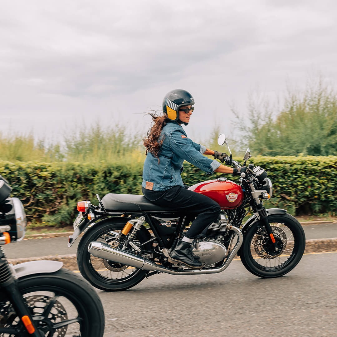 ROYAL ENFIELD Interceptor